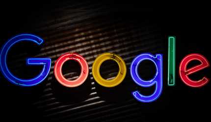 Le logo Google en format leds